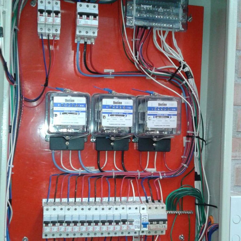 Levantamiento Eléctrico 014